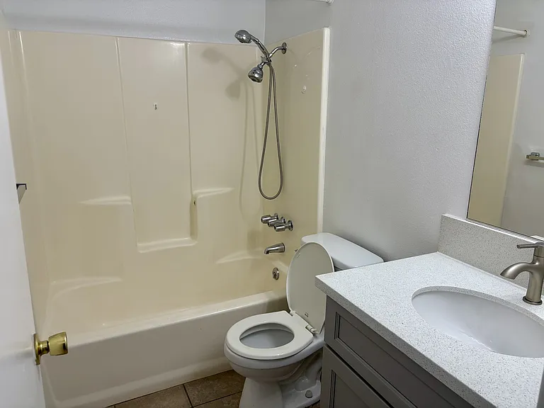 4000 Fara Biundo Dr #29 — Photo 18