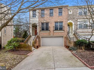 7717 Rockledge Ct, Springfield, VA 22152