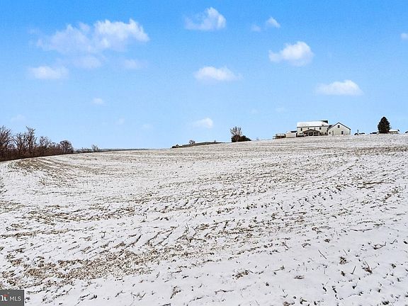 3rd image of Willard Hill Rd