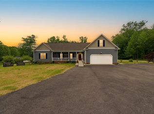 403 Oaktree Rd, Williamsburg, VA 23188