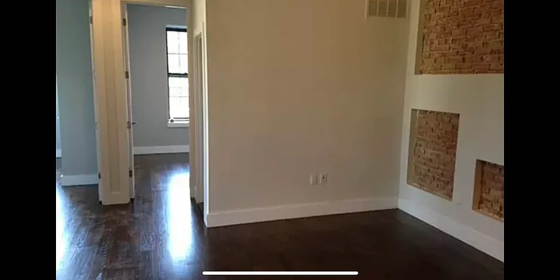 Rented by Delmark Realty LLC | media 2