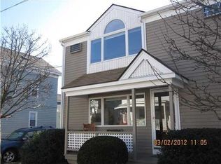 5 Amy St, Providence, RI 02906