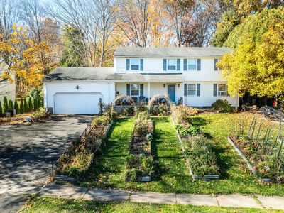 132 Hollyberry Lane, Plainville, CT, 06062