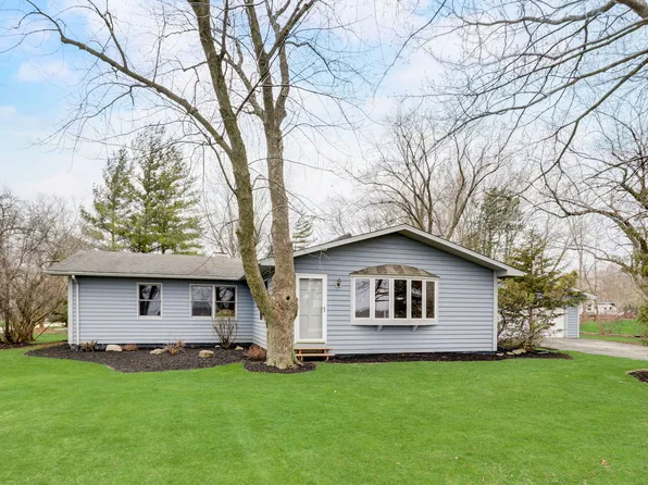 18871 W Casey Rd, Grayslake, IL 60030