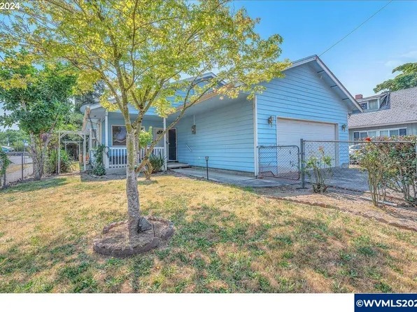 705 F St, Independence, OR 97351