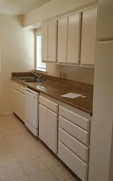 4430 Calhoun Ave #SINGLE STORY — Photo 6