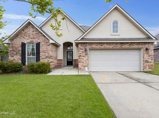 16938 Desmare St, Gulfport, MS 39503