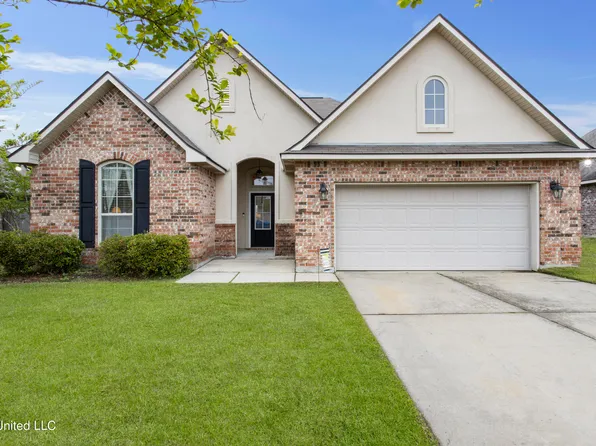 16938 Desmare St, Gulfport, MS 39503