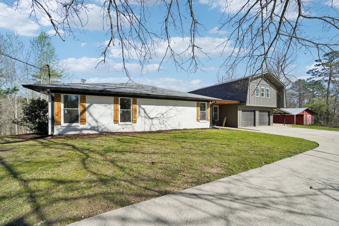 Rainbow Ln-S1803-001.jpg