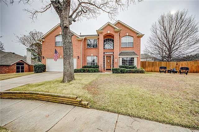 1st image of 2105 Water Oak Ct