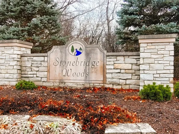 13826 W Stonebridge Woods Xing, Homer Glen, IL 60491