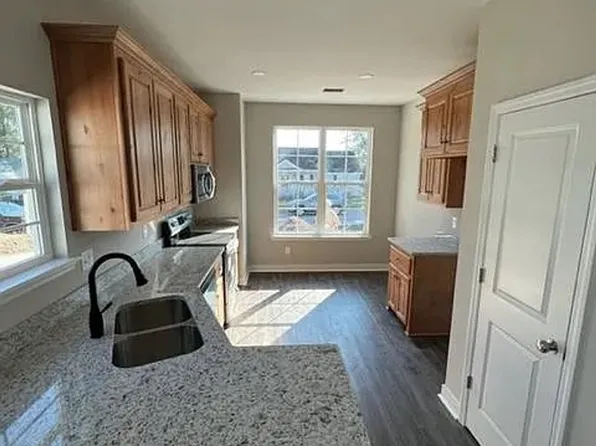 206 Carriage Ln, North Augusta, SC 29841