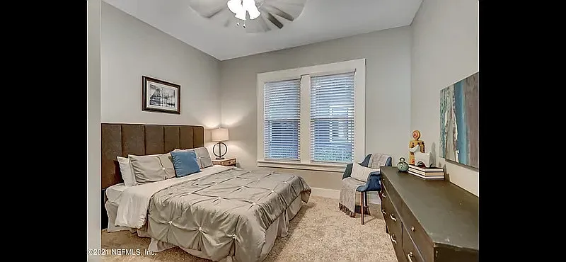 4 bed, 1212 sqft, $1,950 — Photo 2