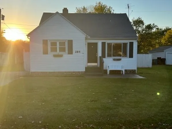 284 Fairfax Rd, Vermilion, OH 44089