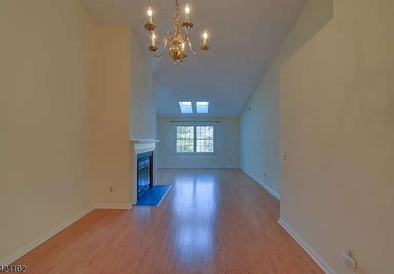 220 Alexandria Way — Photo 11