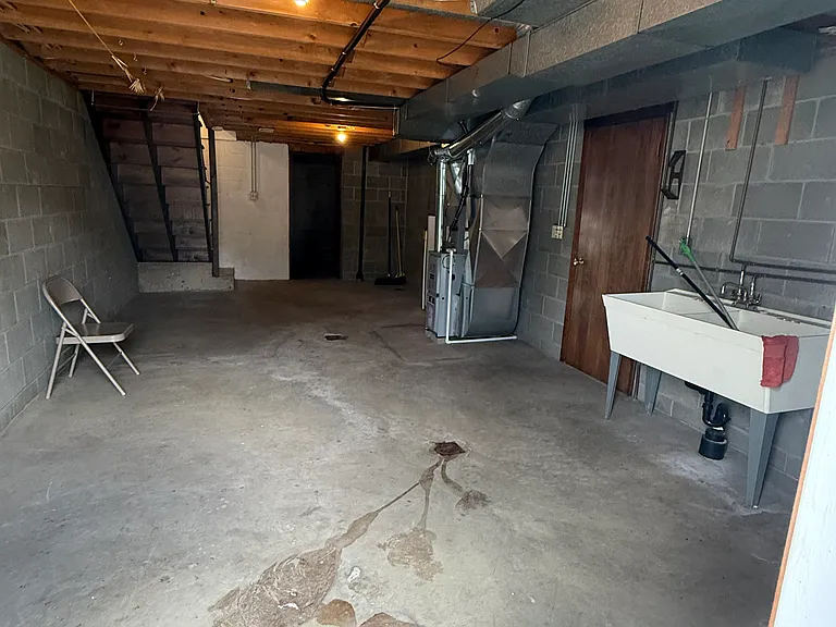 146 Preston Ave — Photo 10