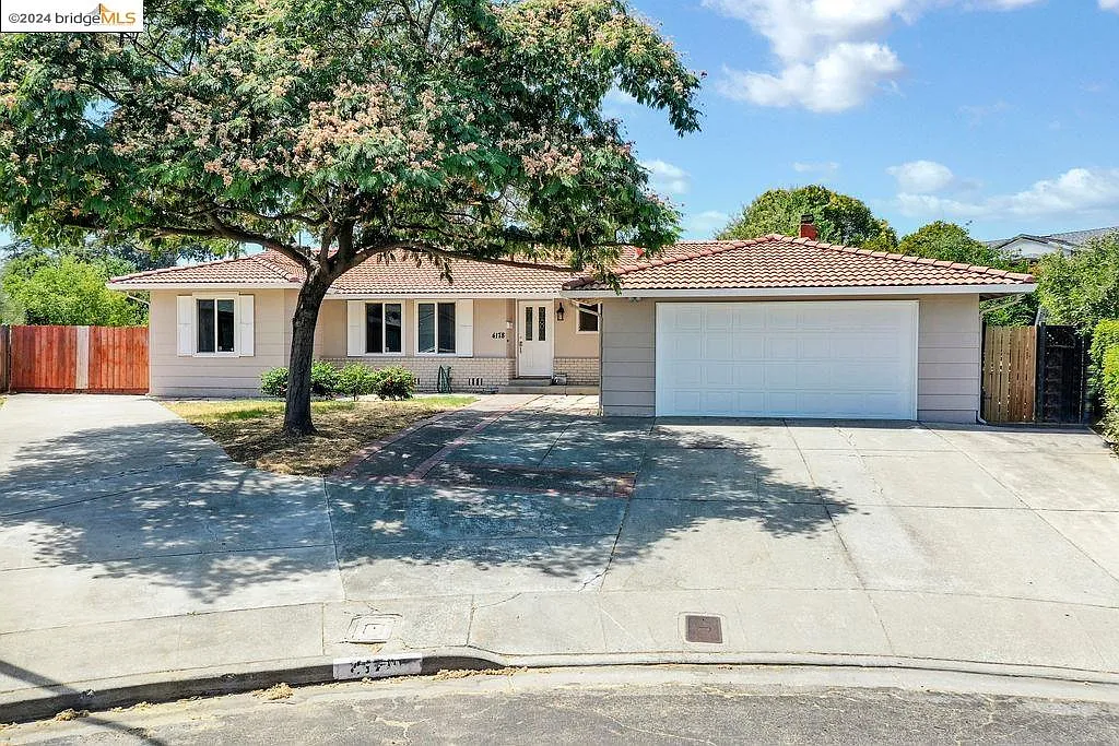 4178 Stephanie Way photo 1