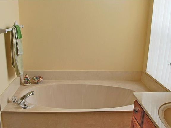 4th image of 3717 Becontree Pl