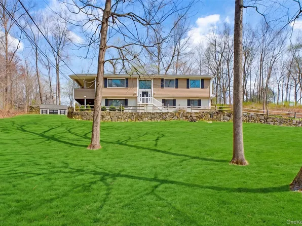 47 Stonehouse Road, Somers, NY 10589