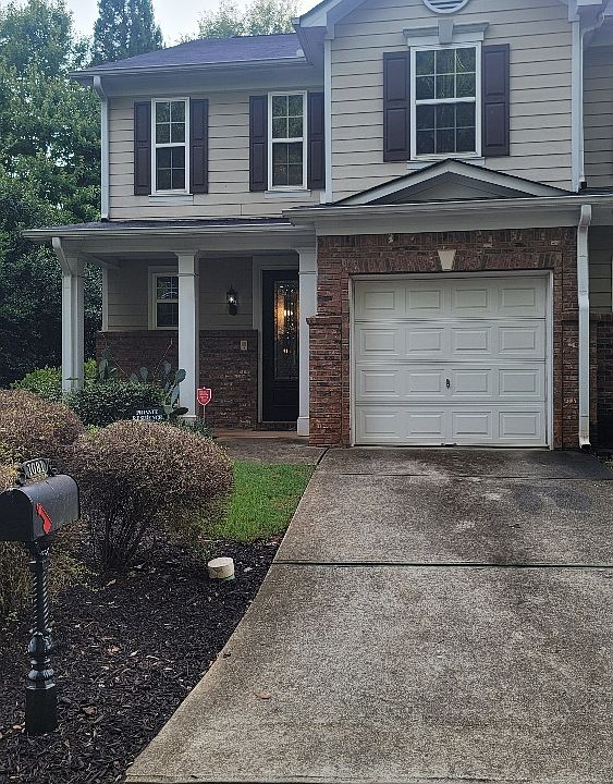 1st image of 1081 Brittania Rd #1