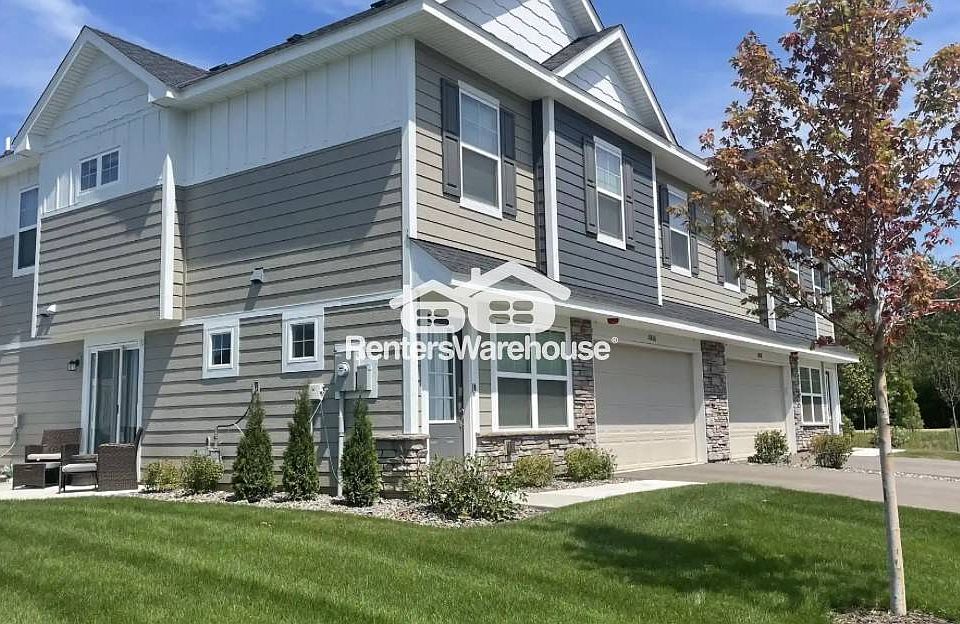 1st image of 10836 Glacier Ln N