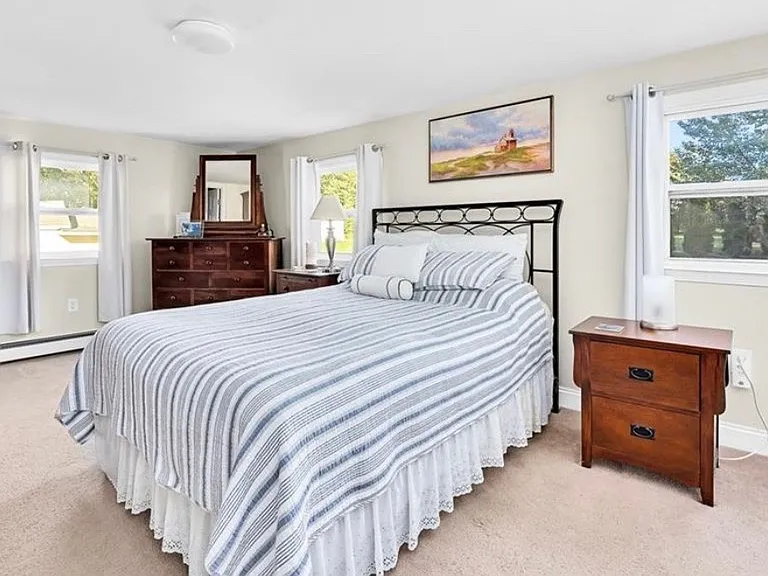 2BED2BATH HOME - BEDROOM #1