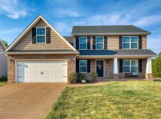1423 Hills Dr, Evansville, IN 47720