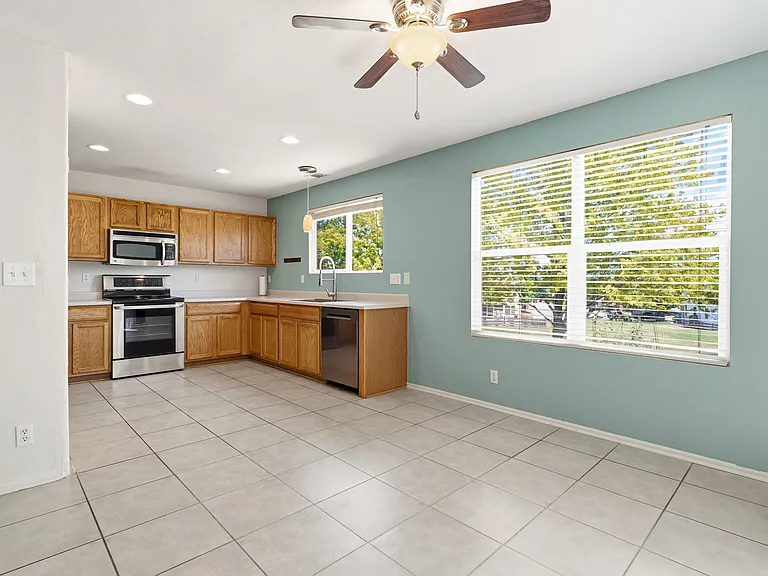 11114 York Way — Photo 15