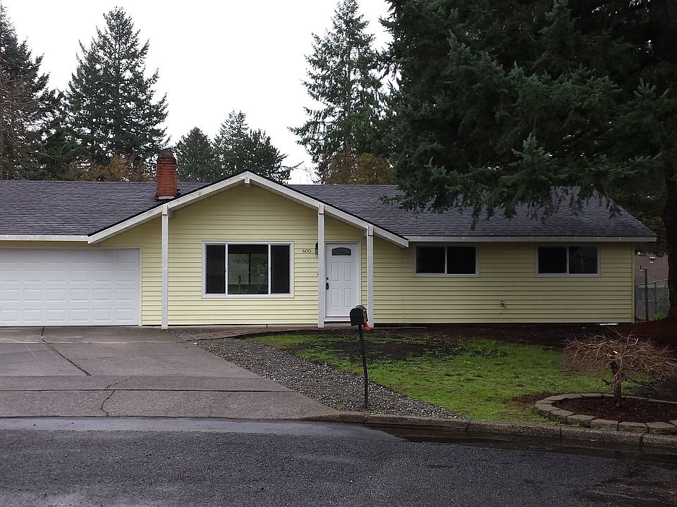 1st image of 600 NE 148th Ave