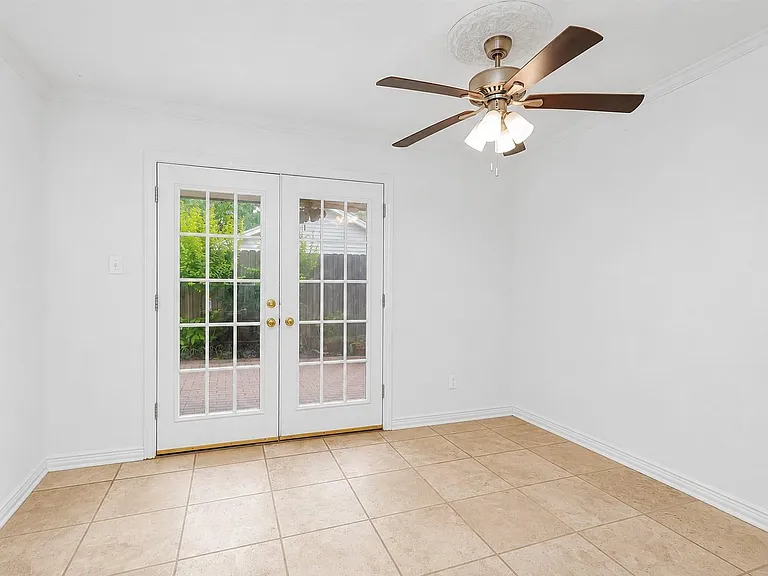 11634 Southlake Dr — Photo 13