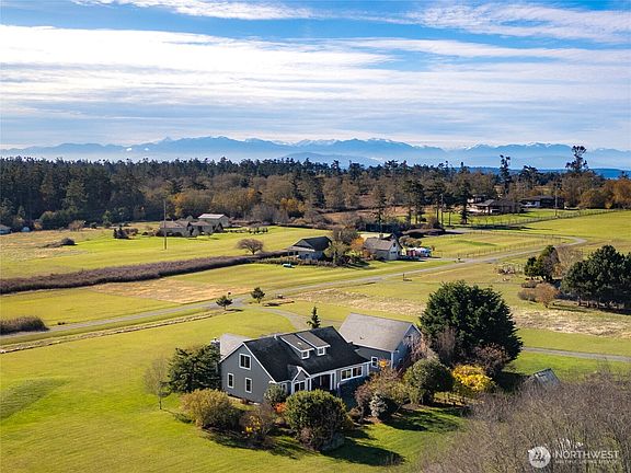 2nd image of 784 Windrose Drive