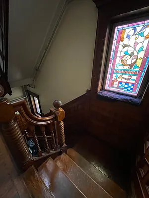 Rented by Compass | media 49