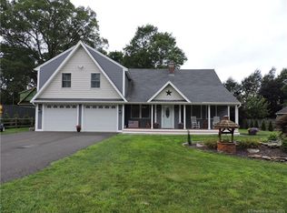 63 Atwood St, Middlebury, CT 06762