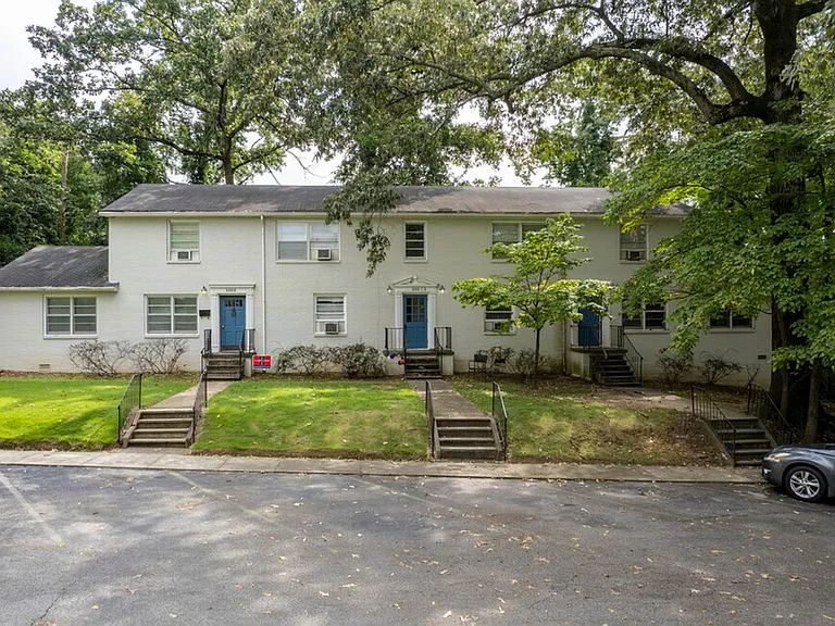 Cahaba Park Apartments — Photo 8