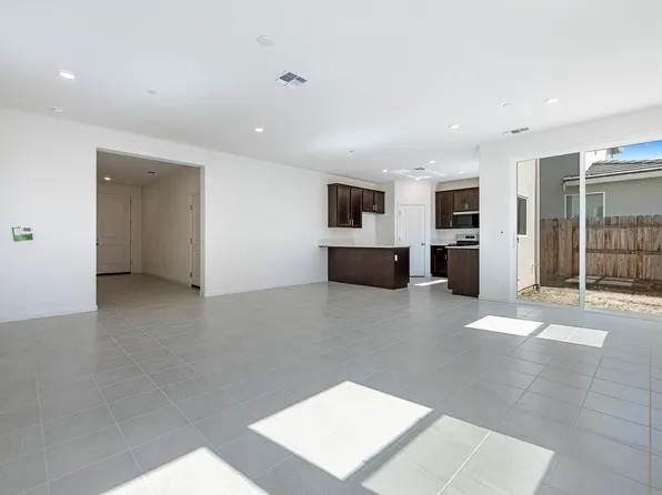 6547 E Madison Ave, Fresno, CA