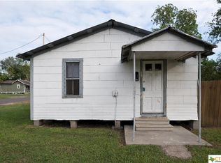 1002 S Liberty St, Victoria, TX 77901