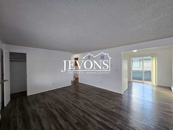 3rd image of 1208 Willow St APT 6