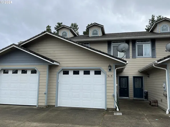 915 Jasper Ln, Florence, OR 97439