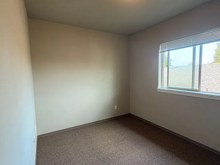 585 E 14th Ave #7 — Photo 27