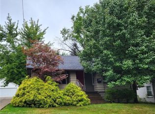 1548 Biltmore Rd, Lyndhurst, OH 44124