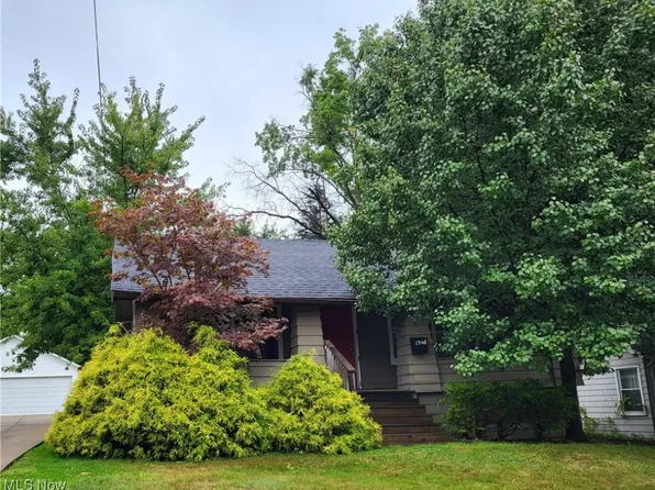 1548 Biltmore Rd, Lyndhurst, OH 44124