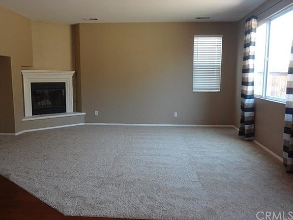 FAMILY ROOM WITH FIREPLACE