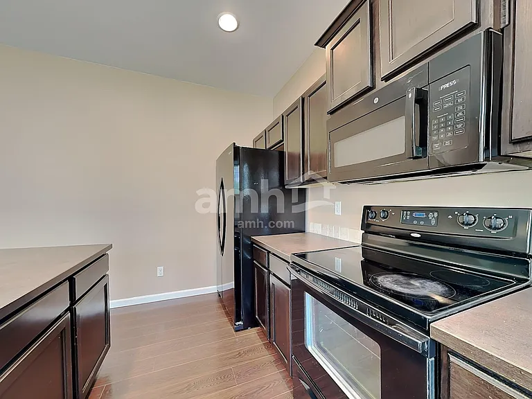 19125 87th Avenue Ct E — Photo 4