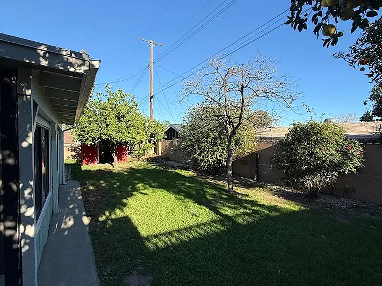 15148 Oro Grande St — Photo 51