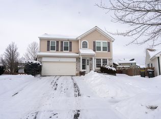 5 Briarcliff Ct, Lake In The Hills, IL 60156