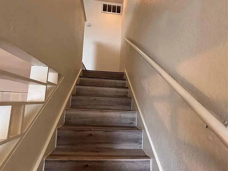 2110 Wilcrest Dr #123 — Photo 14
