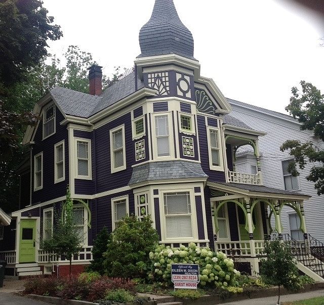 Pristine Queen Anne