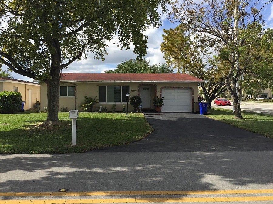 1st image of 4921 NW 18th Ave