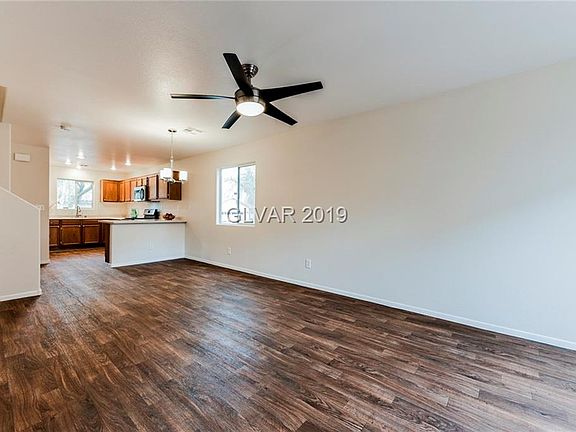3rd image of 8379 Pearl Beach Ct