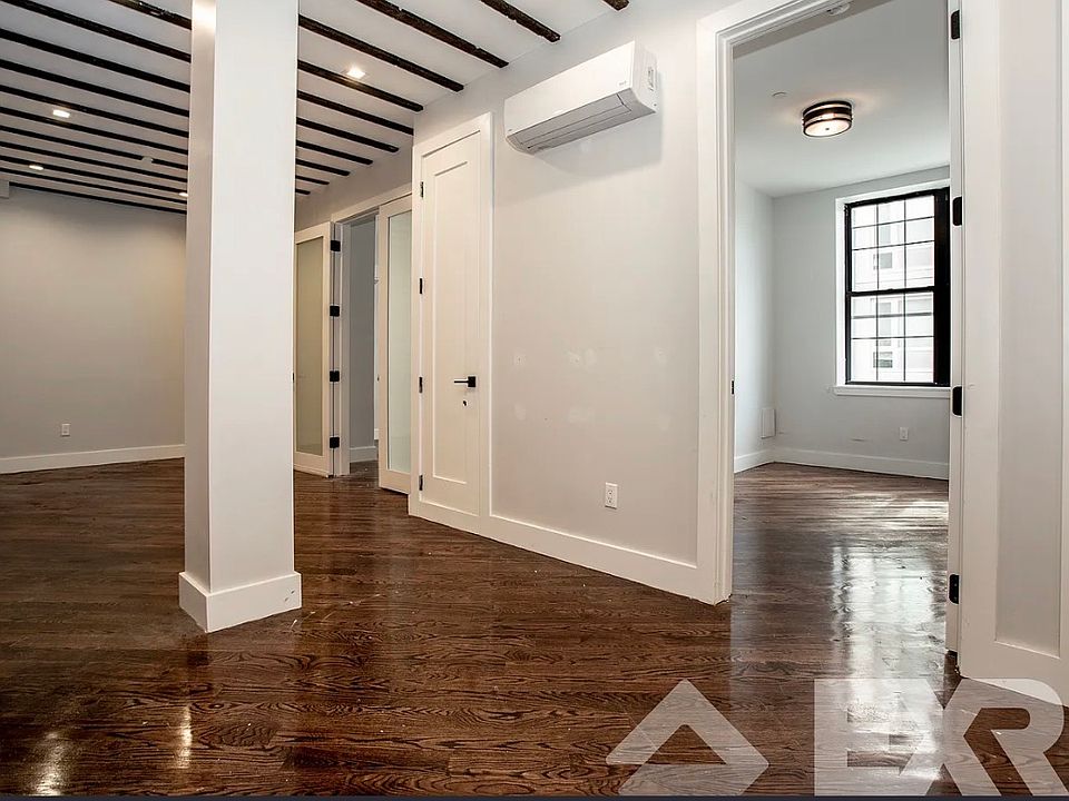 1st image of 35 Claver Pl APT 1I